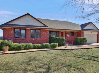 850 S Creekside Ln, Wichita, KS 67230
