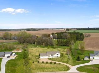 1491 142nd St, New Richmond, WI 54017