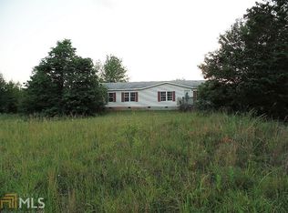 841 Twin Oaks Rd, Williamson, GA 30292