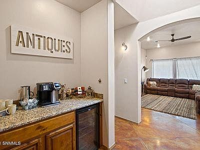 3rd image of 3635 Santa Cecilia Ave