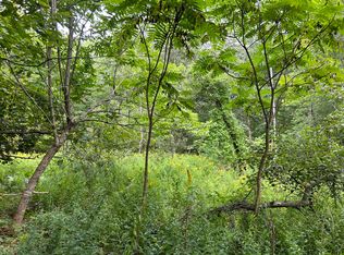 564 Gardiner Rd, Whitefield, ME 04353