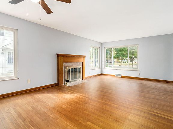 5th image of 2566 Northwest Blvd