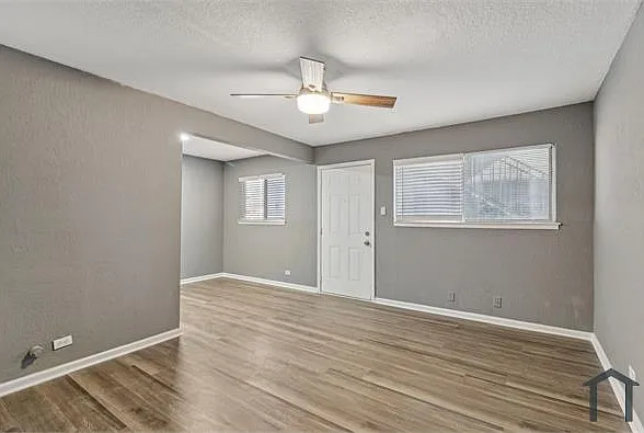 436 Nassau Dr — Photo 1