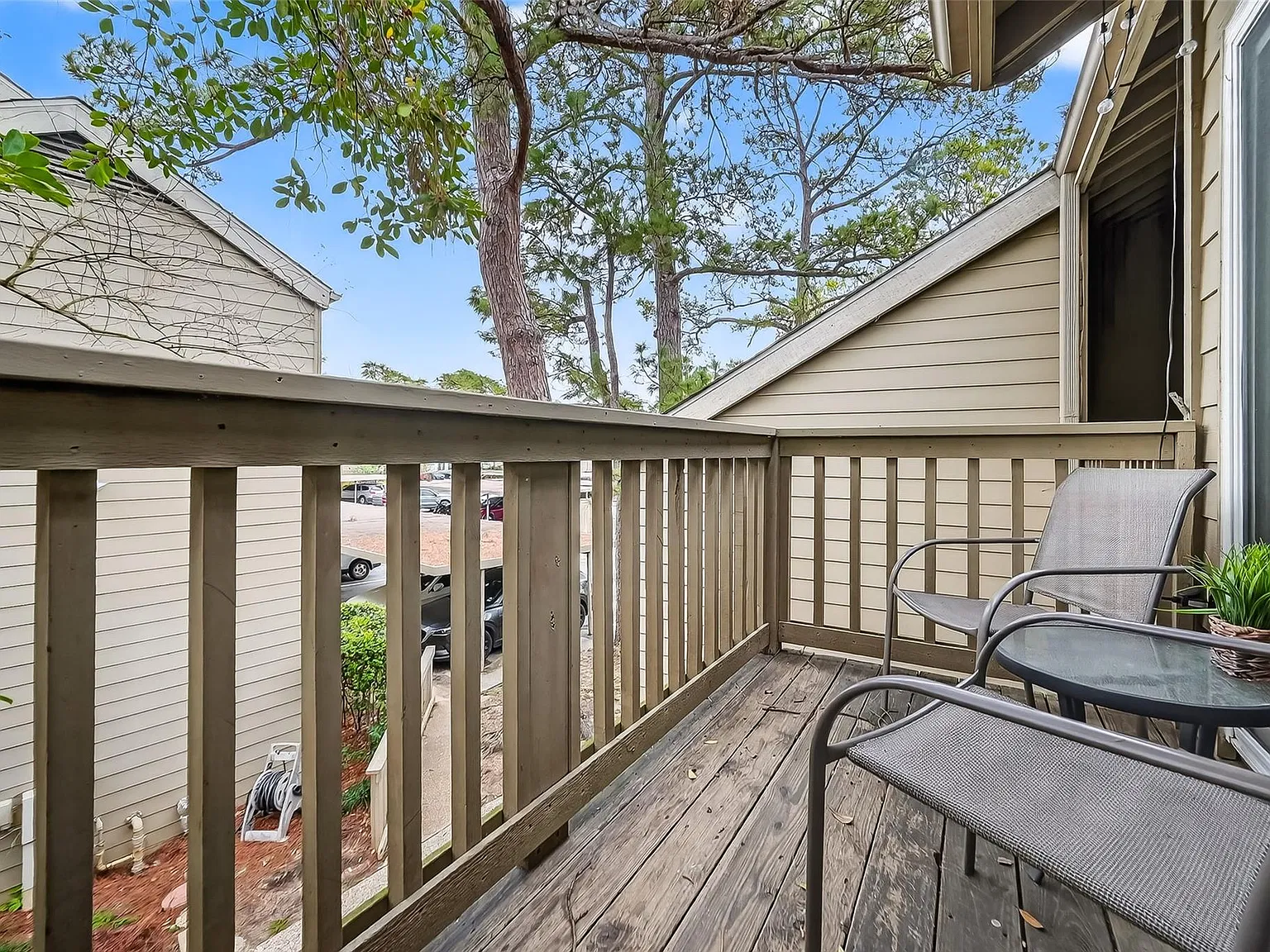 2 bed, 2.0 bath, 1228 sqft, $1,750 — Photo 3