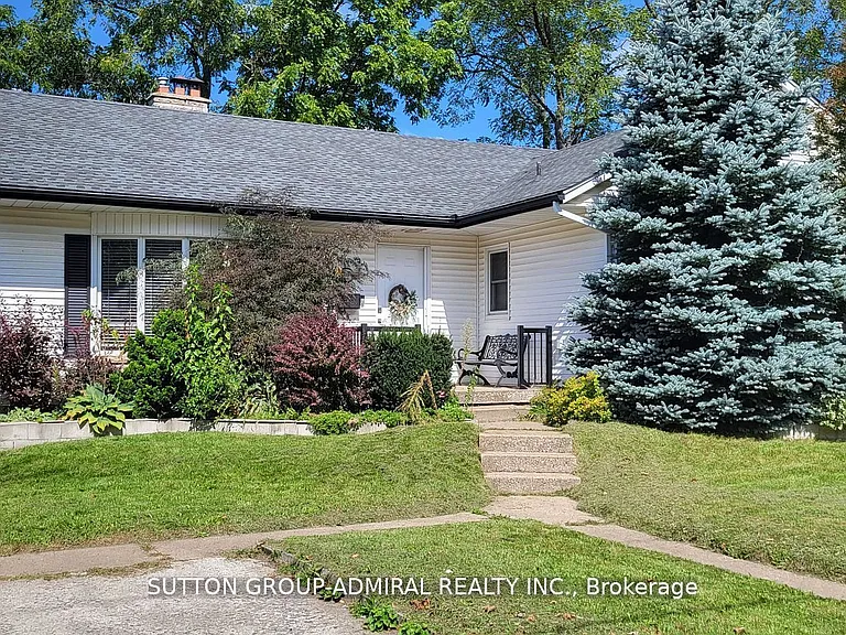6039 Althea St #UPPER — Photo 1