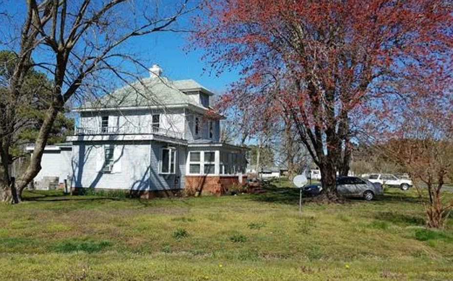 2nd image of 218 Whites Neck Dr
