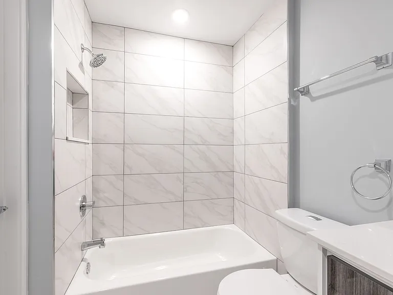 1222 N Marshall St #302A — Photo 8