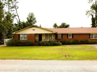 828 Jones Cir, Hartsville, SC 29550