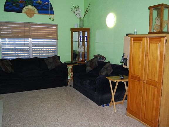 4th image of 3916 6th St