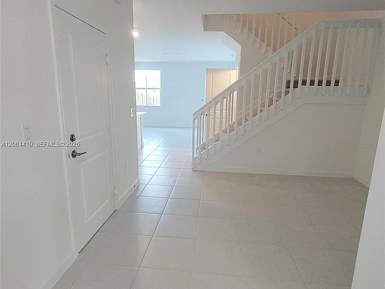 12005 NW 47th Mnr #12005 — Photo 7