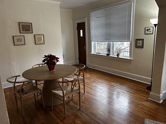 4th image of 5719 Dewey Ave Floor 2