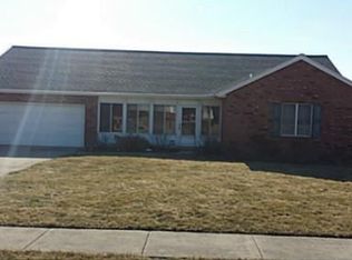 215 Old Springfield Rd, South Charleston, OH 45368
