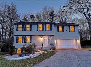 16 Clark Mill St, Coventry, RI 02816