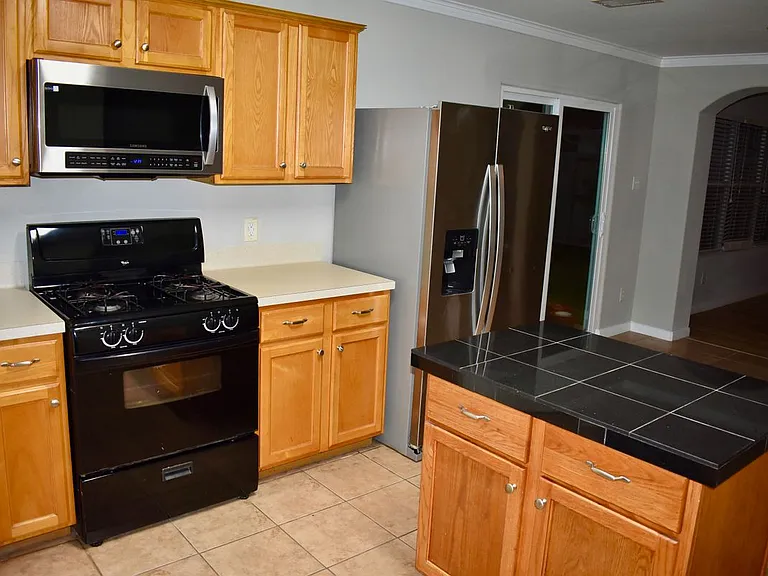 410 Laurel Sage Dr — Photo 25