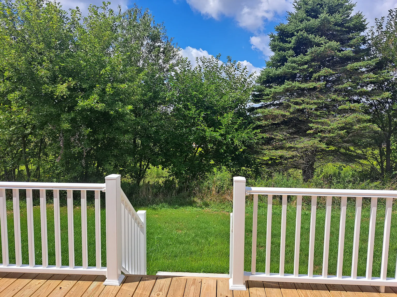420 Blue Jay Ln photo 1