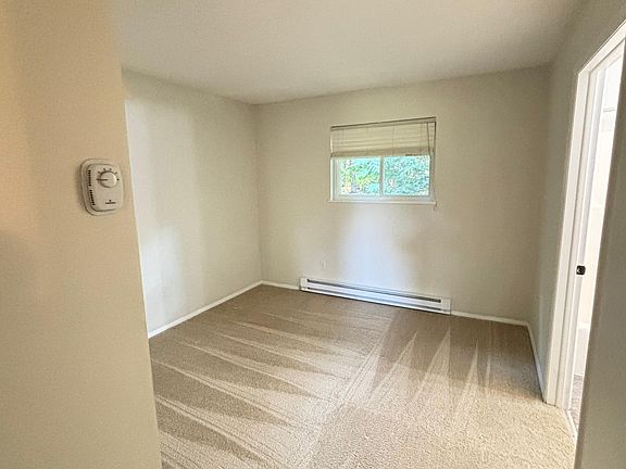3rd image of 120 Ramblewood Dr APT 12