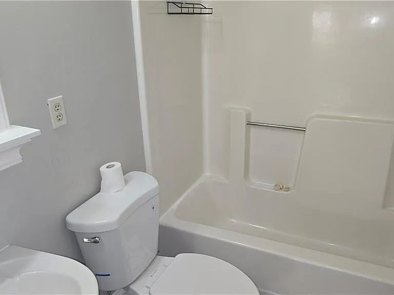 615 Dyer St — Photo 19