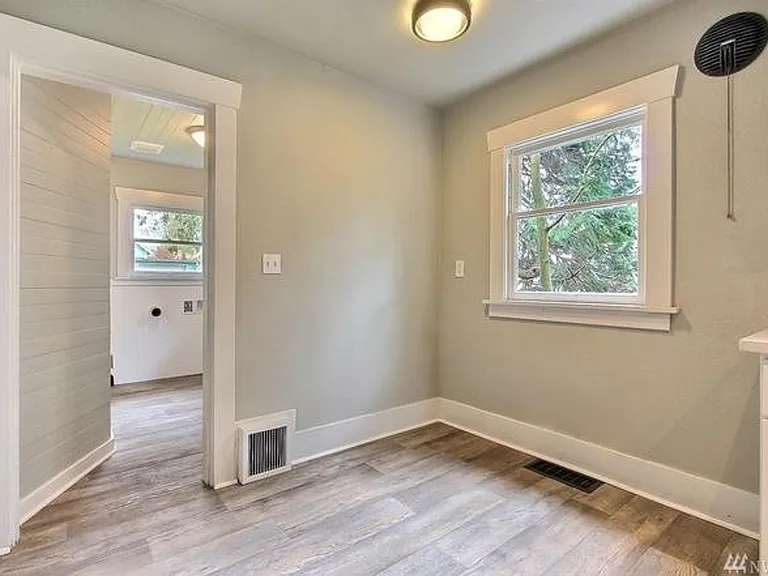 4024 S G St — Photo 9