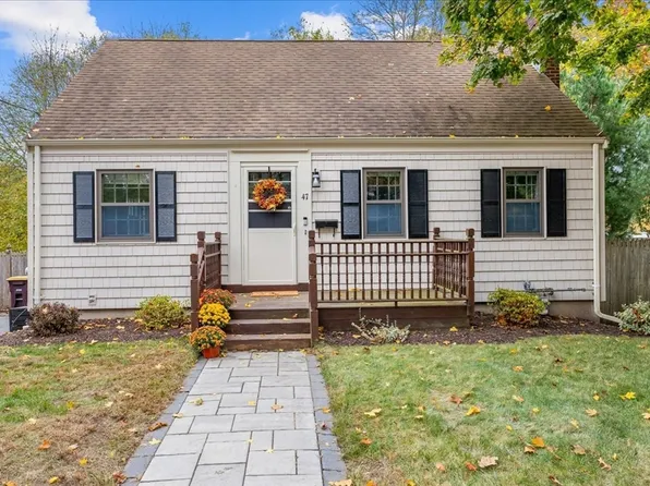 47 Wingate Rd, Weymouth, MA 02189
