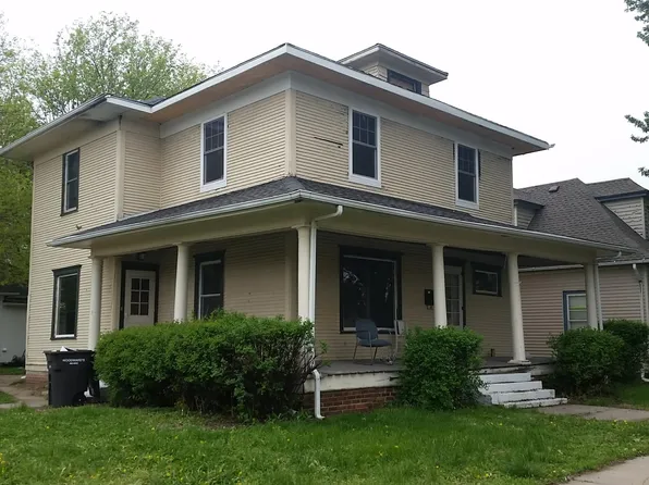 201 W 7th St, Hastings, NE 68901