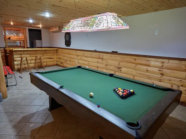 969 Coggins Ct, Green Bay, WI 54313