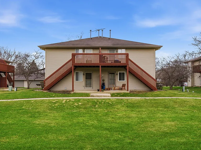 490 Westwood Ct #D — Photo 21