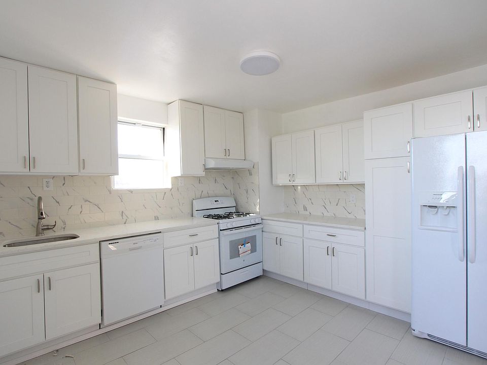 1st image of 101 McClean Ave Ste 3