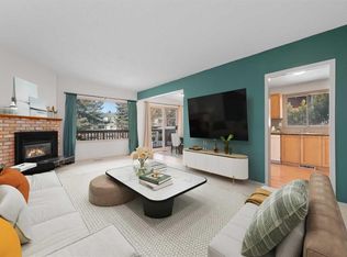 73 & 75 W Dalton Bay NW, Calgary, AB T3A1H7