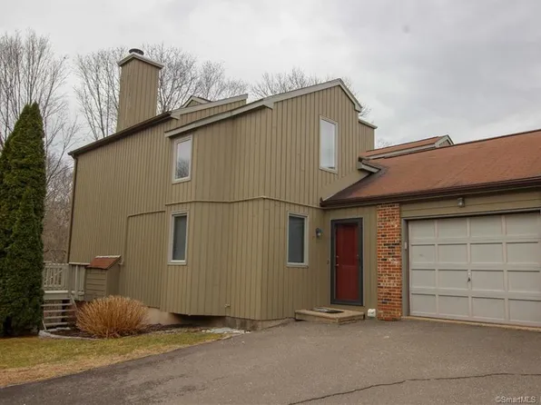 7 Far View Commons #7, Southbury, CT 06488