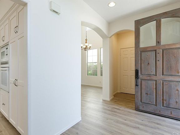 2nd image of 24914 Avignon Dr
