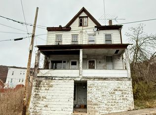 813-815 E Commerce St, Shamokin, PA 17872