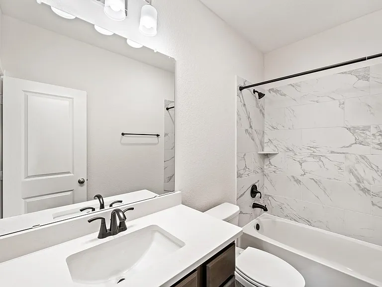 5702 Diamond Dust Dr — Photo 25