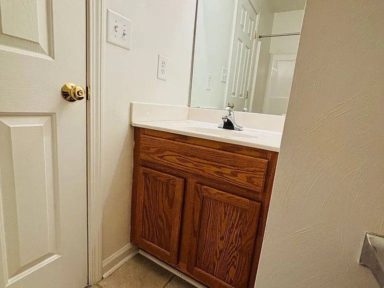 30 Salem Ln — Photo 16