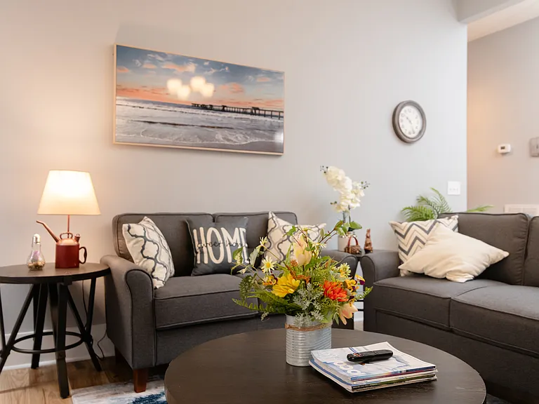 408 E Henry St #408 — Photo 11