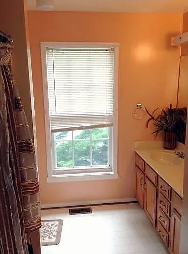 14406 Winnpenny Ln — Photo 1