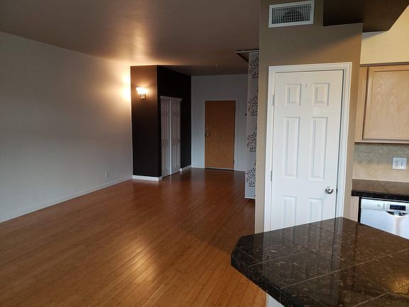 5th image of 837 E 17th Ave APT 2B