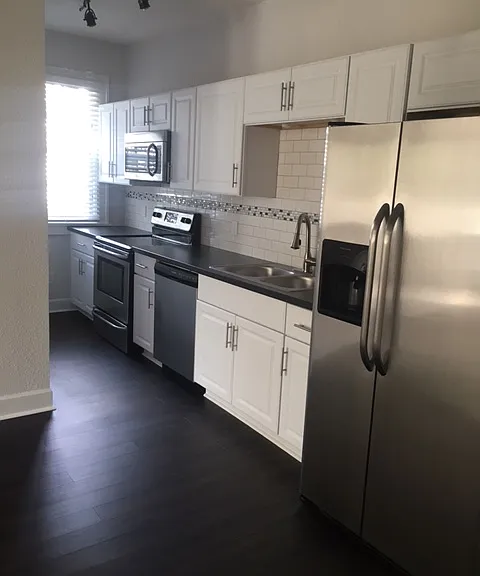 407 S Melville Ave #6 — Photo 2