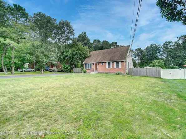 616 Broadway Blvd, Toms River, NJ 08757