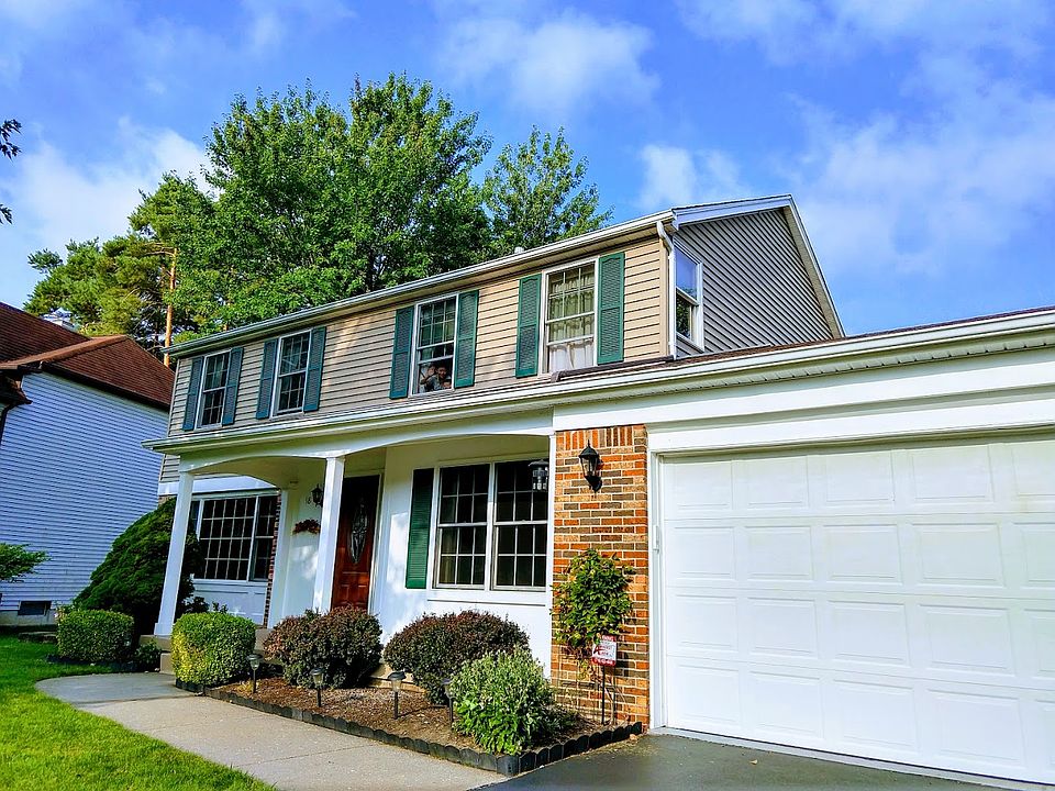 1st image of 18 Knotty Pine Ct