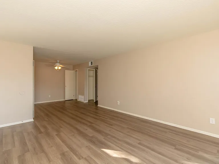 Westridge Apartment Homes — Photo 42