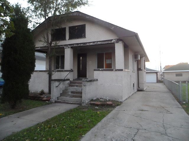 1st image of 1541 S 56th Ct