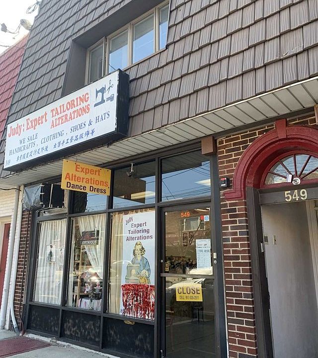 1st image of 549 Anderson Ave #3