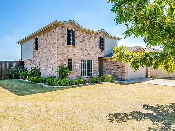 3rd image of 406 Piccadilly Cir