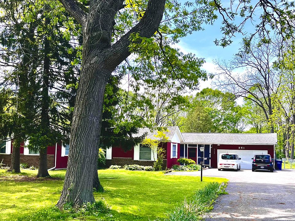 1st image of 261 Robinwood Ave