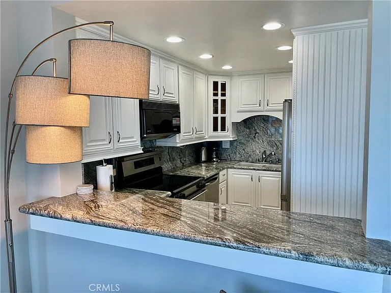 525 E Seaside Way #709 — Photo 3