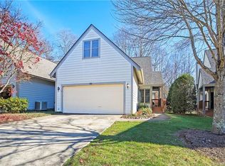 29 Little Cedar Ct, Asheville, NC 28805