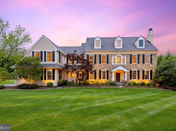 136 Waverly Cir, Phoenixville, PA 19460