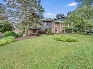 30 Pennington Way, Spring Valley, NY 10977
