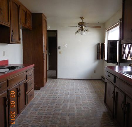 4th image of 1316 W 10th St