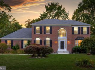 1721 Whispering Woods Dr, Williamstown, NJ 08094